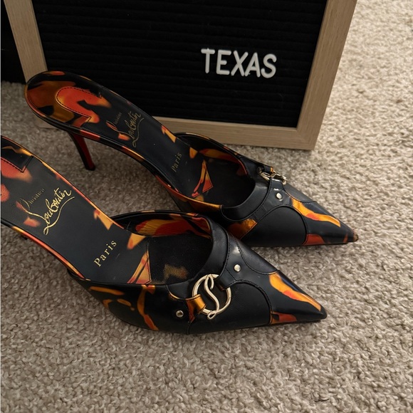 Christian Louboutin CL in 90-80mm fire heels Size - Picture 9 of 11